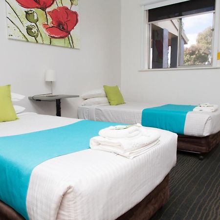 A Line Motel Griffith Ruang foto