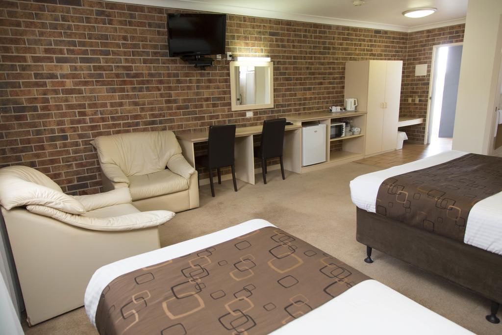 A Line Motel Griffith Bagian luar foto
